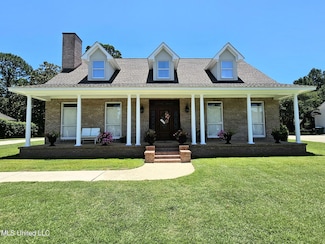 4024 Dunsinane Ave, Ocean Springs, MS 39564