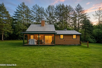 205 Tannery Rd, Gloversville, NY 12078