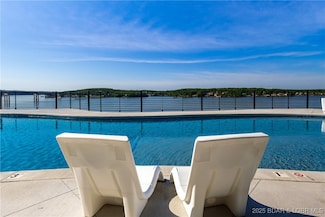 100 Blue Heron Hill Ln Unit 108, Lake Ozark, MO 65049
