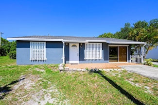 280 NW Airoso Blvd, Port Saint Lucie, FL 34983