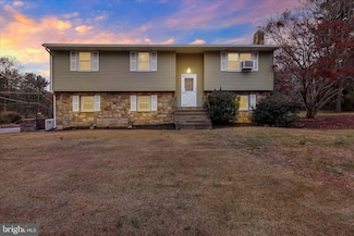 2565 Hill Rd, Reading, PA 19606