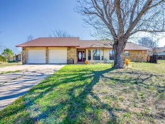 1823 Lacy Dr, Marble Falls, TX 78654