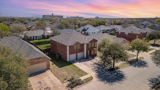 932 Robbins Way, Saginaw, TX 76179