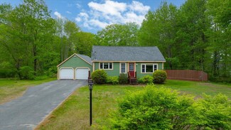 412 North Ave, Skowhegan, ME 04976