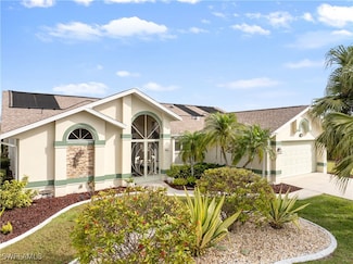 2511 SW 35th Ln, Cape Coral, FL 33914