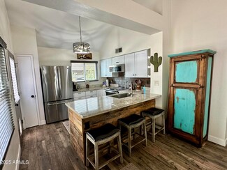 2117 W Rose Garden Ln, Phoenix, AZ 85027