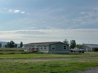2806 Front St, Malin, OR 97632