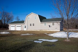 148 Reeves Rd, Bradford, ME 04410