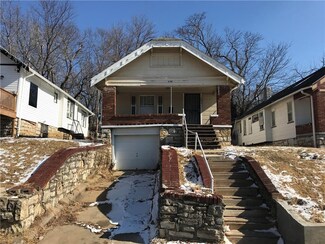 5235 Wayne Ave, Kansas City, MO 64110