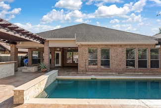 18510 N Settlers Shore Dr, Cypress, TX 77433