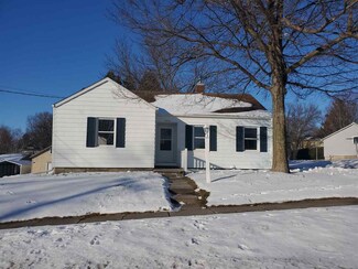 406 S Pine St, West Union, IA 52175