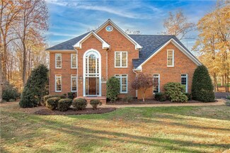 2420 Whitecastle Dr, Midlothian, VA 23113