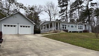 523 Clay Banks Dr, Hemphill, TX 75948