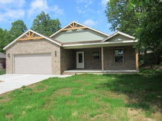 1560 Lacy Spring Dr, Marshfield, MO 65706