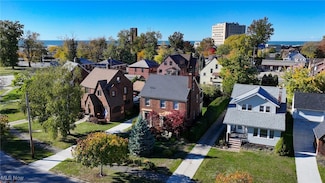 19131 S Lake Shore Blvd, Cleveland, OH 44119