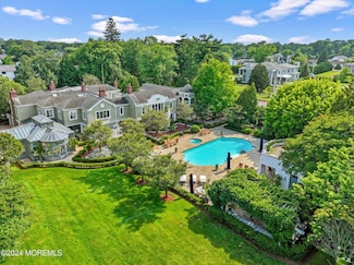 251 Park Ave, Oakhurst, NJ 07755