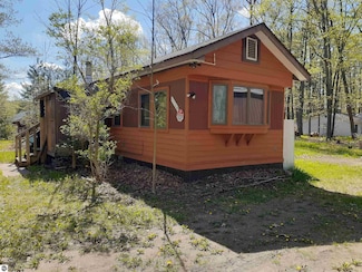 5569 Pine Rd, Curran, MI 48728