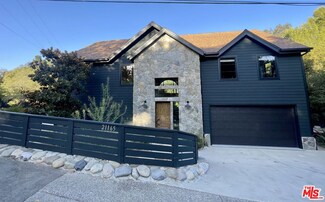 21165 Entrada Rd, Topanga, CA 90290