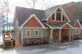 658 Waterfront Tr, Lafollette, TN 37766