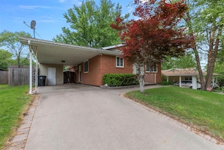1521 N Henderson St, Cape Girardeau, MO 63701