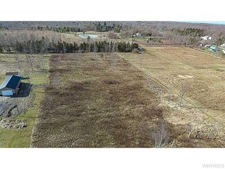7720 Versailles Rd, Derby, NY 14047