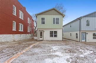 4521 Forest Ave Unit B, Kansas City, MO 64110