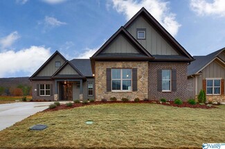 3 Payton Oaks Place SE, Gurley, AL 35748
