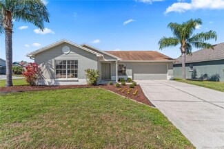 1533 Portsmouth Lake Dr, Brandon, FL 33511