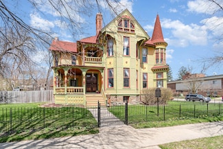 1315 Center Ave, Bay City, MI 48708