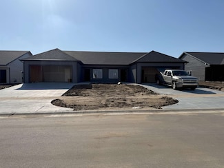 2749 S Greenleaf St, Wichita, KS 67210