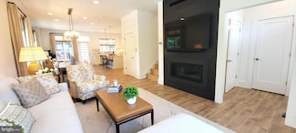 11400 Emerald Park Rd, Potomac, MD 20854