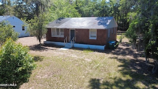 1905 Old Shell Rd, Port Royal, SC 29935