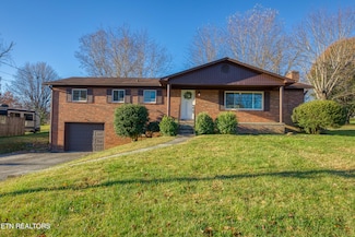 7425 Palmyra Dr, Knoxville, TN 37918