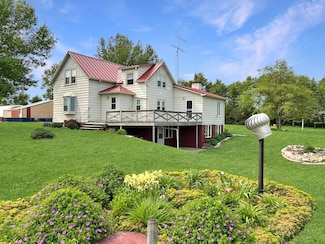 40703 770th St, Lakefield, MN 56150