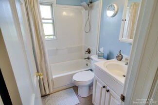 2835 Pittsfield Blvd, Ann Arbor, MI 48104