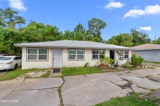 715 W 13th St Unit 12-13, Panama City, FL 32401