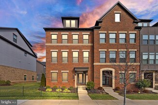43484 Charitable St, Ashburn, VA 20148