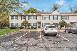 31 Hanover Square, Middlesex, NJ 08846