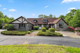 19 Hardwood Rd, Windham, NH 03087