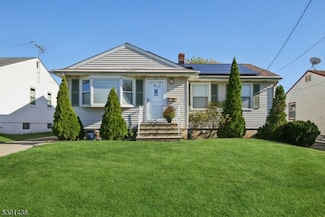 70 Tyler Ave, Iselin, NJ 08830