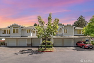 21914 42nd Ave S Unit 202, Kent, WA 98032