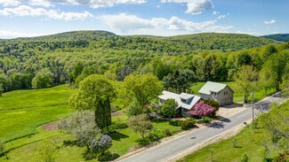 538 Bear Pond Rd, Buckfield, ME 04220