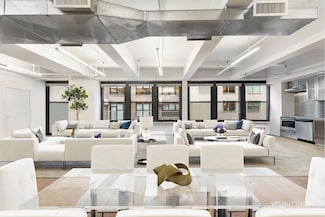 315 W 36th St Unit 12B, New York, NY 10018