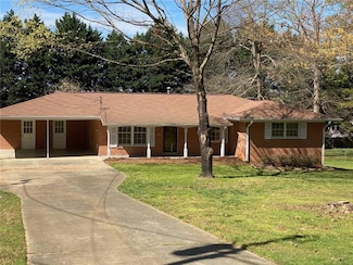 4097 Suzanne Ln, Duluth, GA 30096