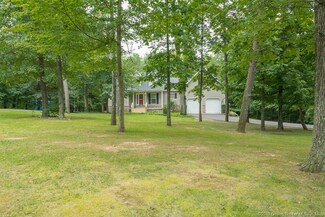 23613 Forest Green Dr, Borden, IN 47106