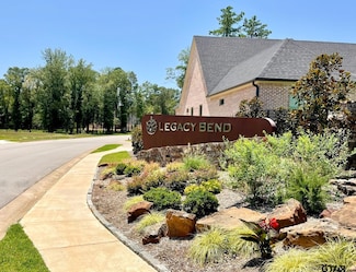 2449 Hidden Creek Trail, Tyler, TX 75703