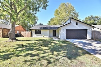 13678 S 287th Ave E, Coweta, OK 74429