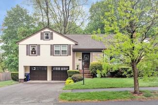25 Kevin Rd, Milton, MA 02186