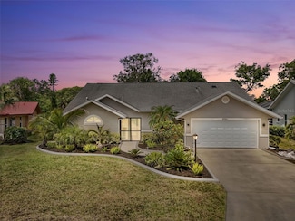 5750 Carriage Dr, Sarasota, FL 34243