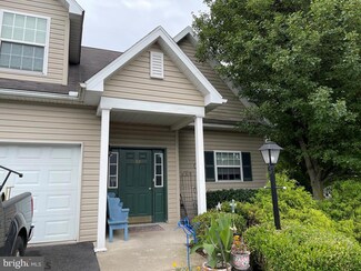 402 Stony Pointe Dr Unit 5B, Bellefonte, PA 16823